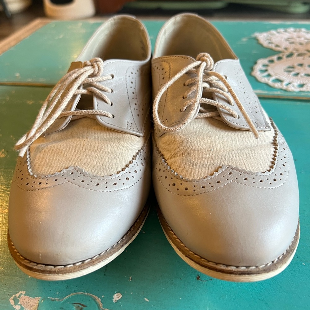 Dr. Martens Wingtips